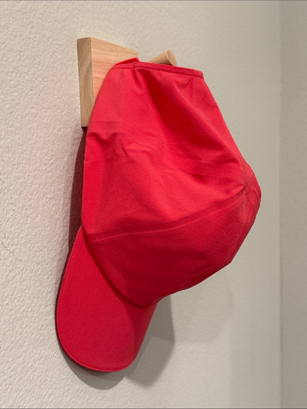 Lululemon Fast and Free Running Hat - Adjustable Size L/XL Salmon Pink